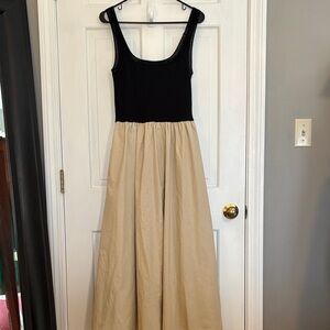 Black and Beige Two-Tone Sleeveless Maxi Dress by moon river size large.